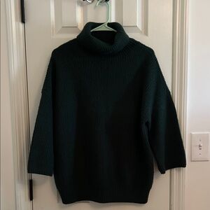 Elegant Forest Green Turtleneck Sweater